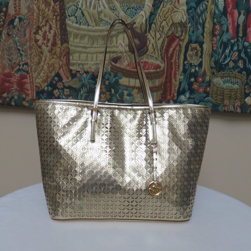 Michael Kors Jet set travel large gold tote NWT